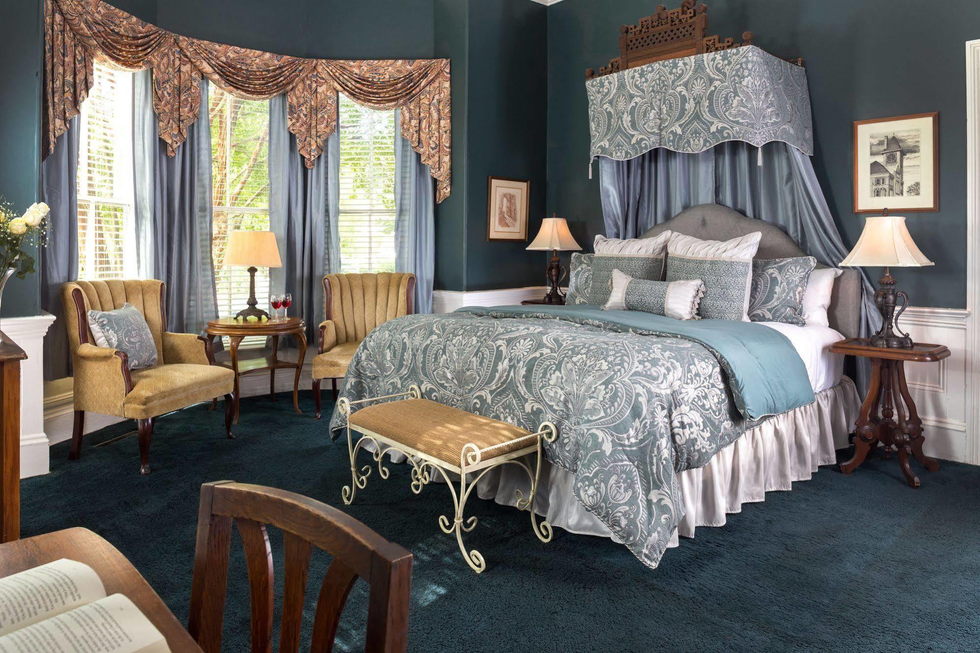 The Aerie Bed & Breakfast Ню Берн Екстериор снимка