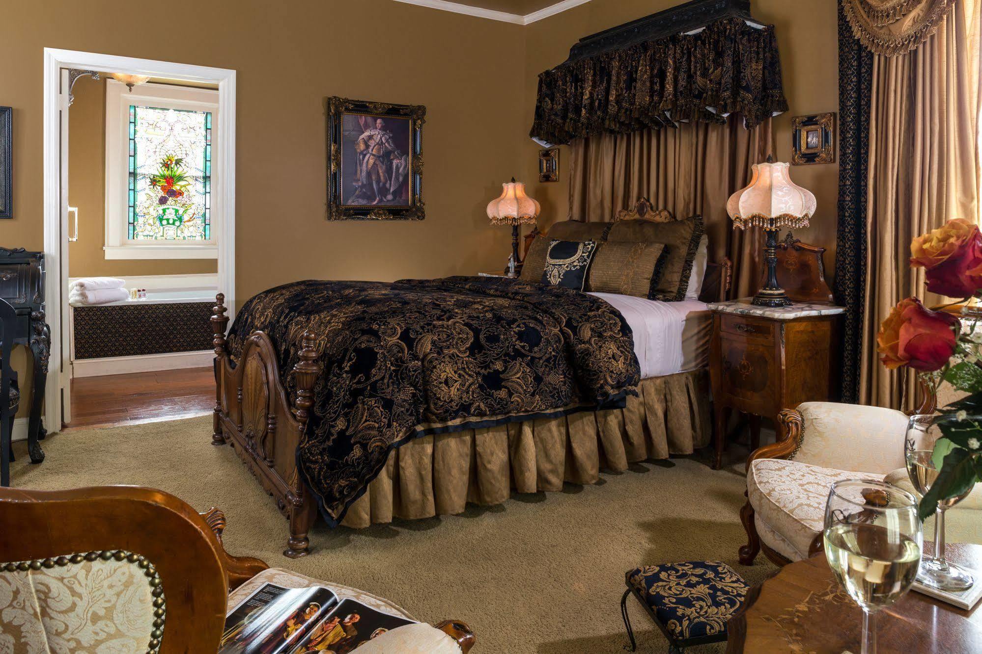 The Aerie Bed & Breakfast Ню Берн Екстериор снимка